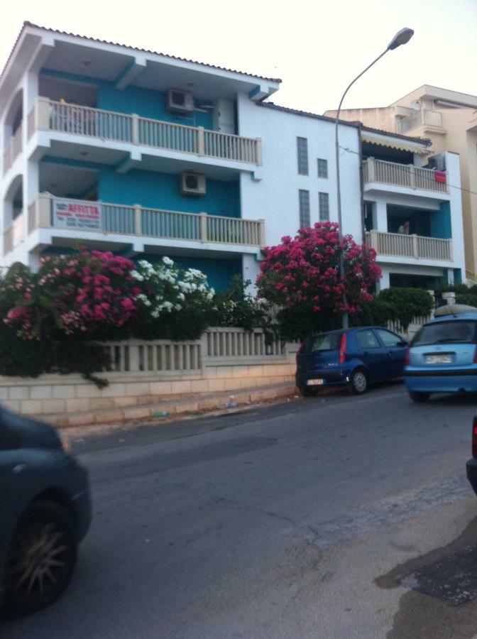 Edificio Cannizzo Scoglitti Extérieur photo